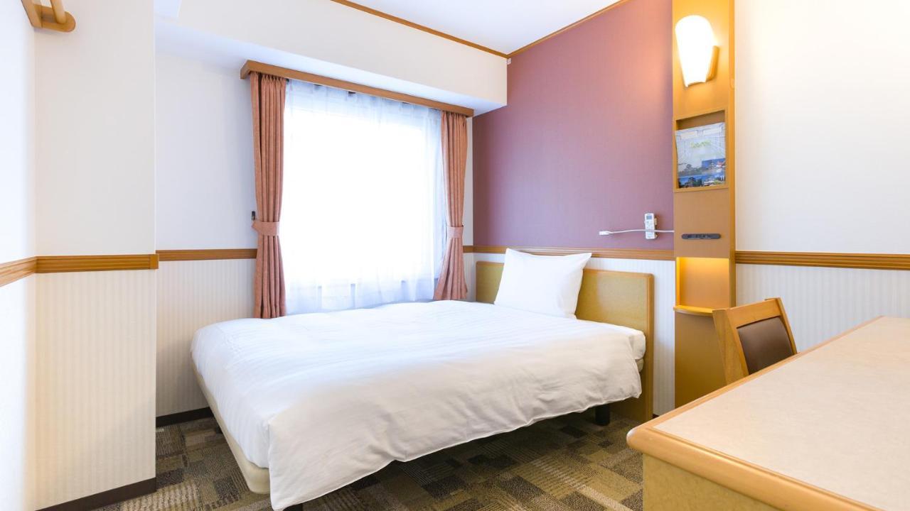 Toyoko Inn Osaka Umeda Nakatsu No.1 Exterior foto